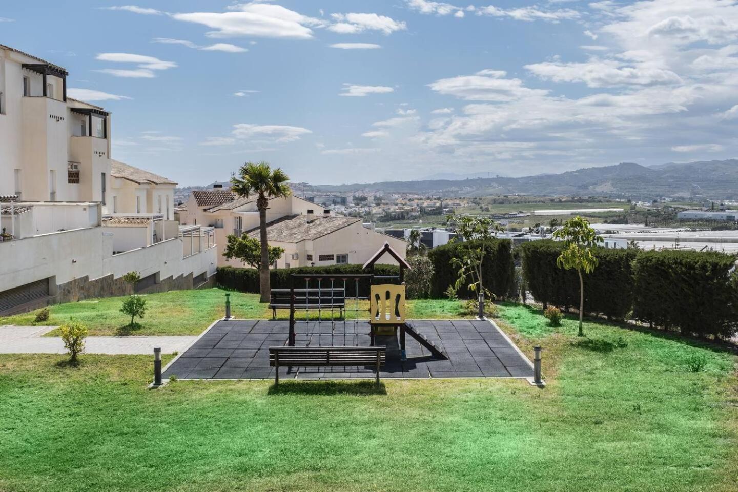 Relaxation, Golf & Beach Caleta De Velez Exterior photo