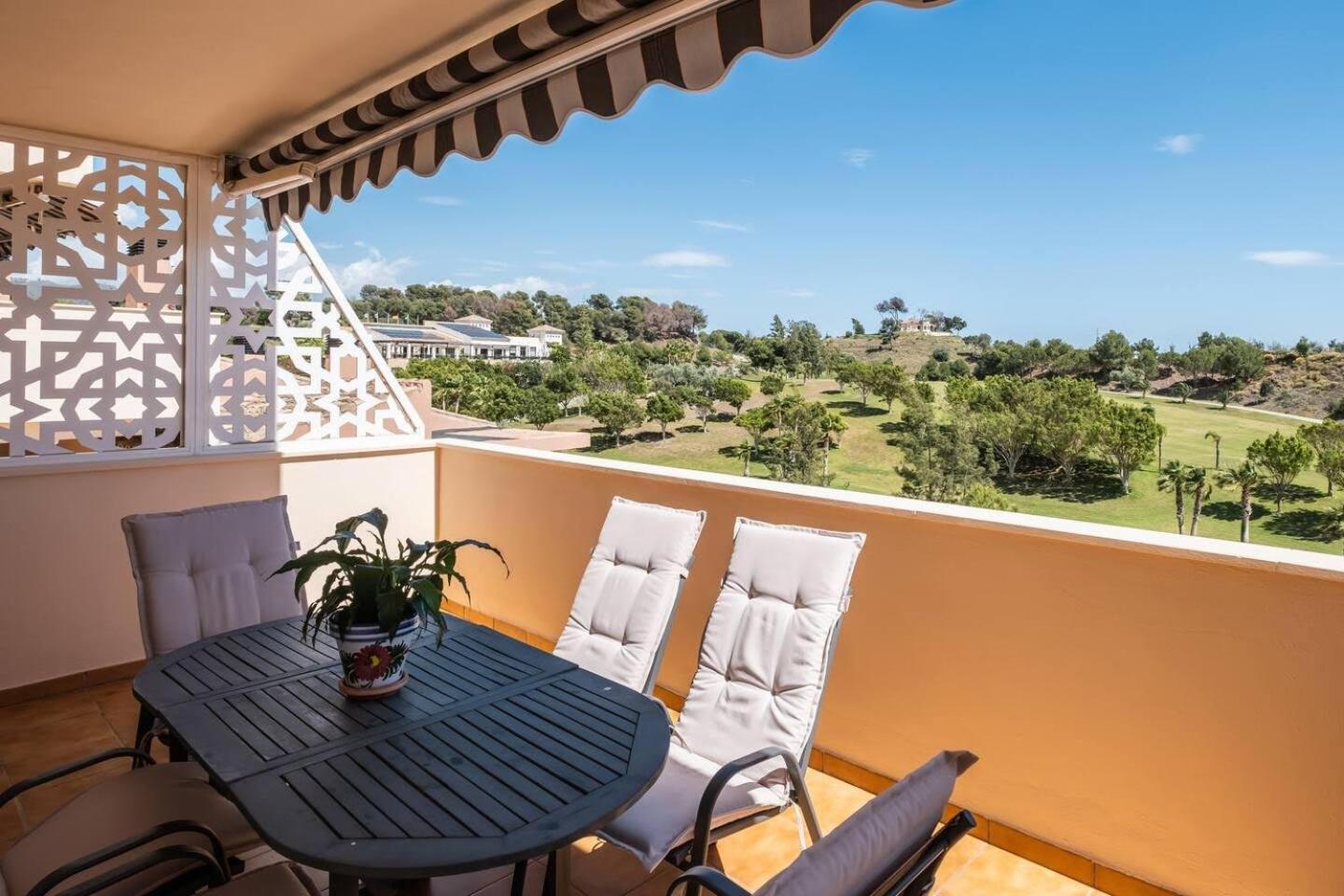Relaxation, Golf & Beach Caleta De Velez Exterior photo